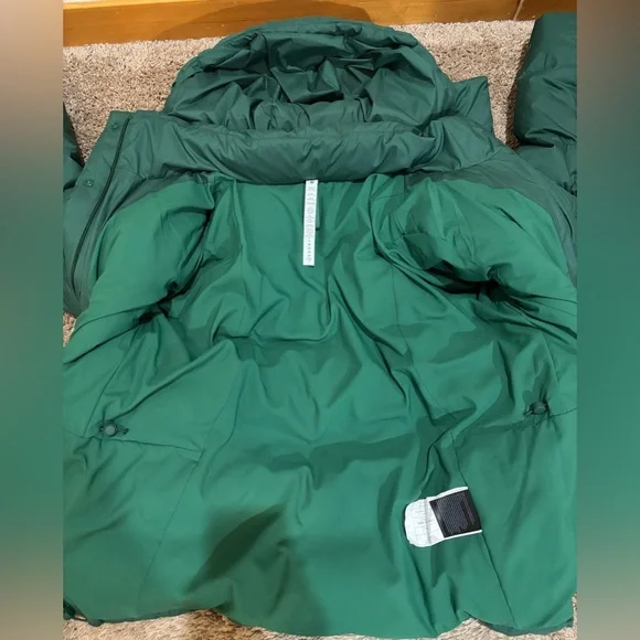 Lululemon Wunder Puff Puffer Jacket in Everglade Green - Size 8 - Picture 8 of 16